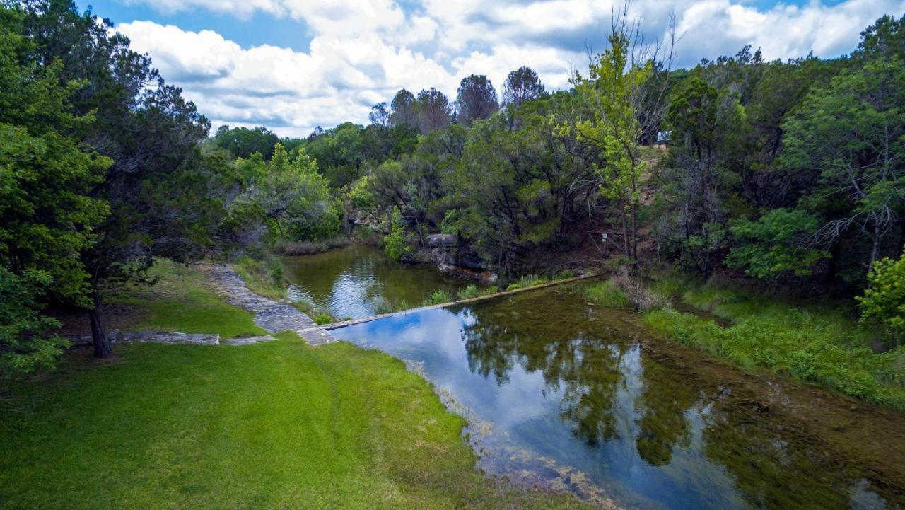 Clearwater Log Home Wimberley Exteriér fotografie