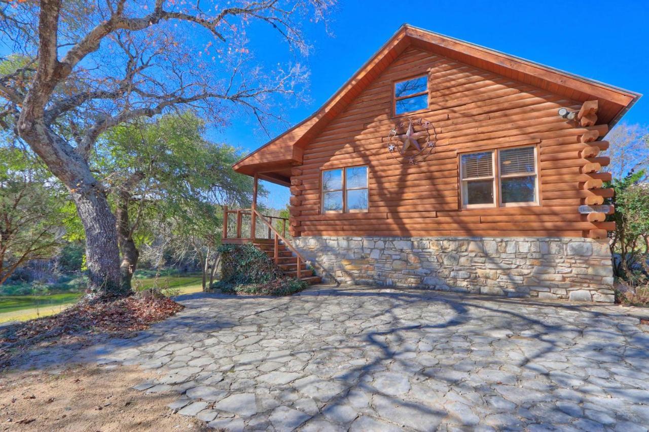 Clearwater Log Home Wimberley Exteriér fotografie