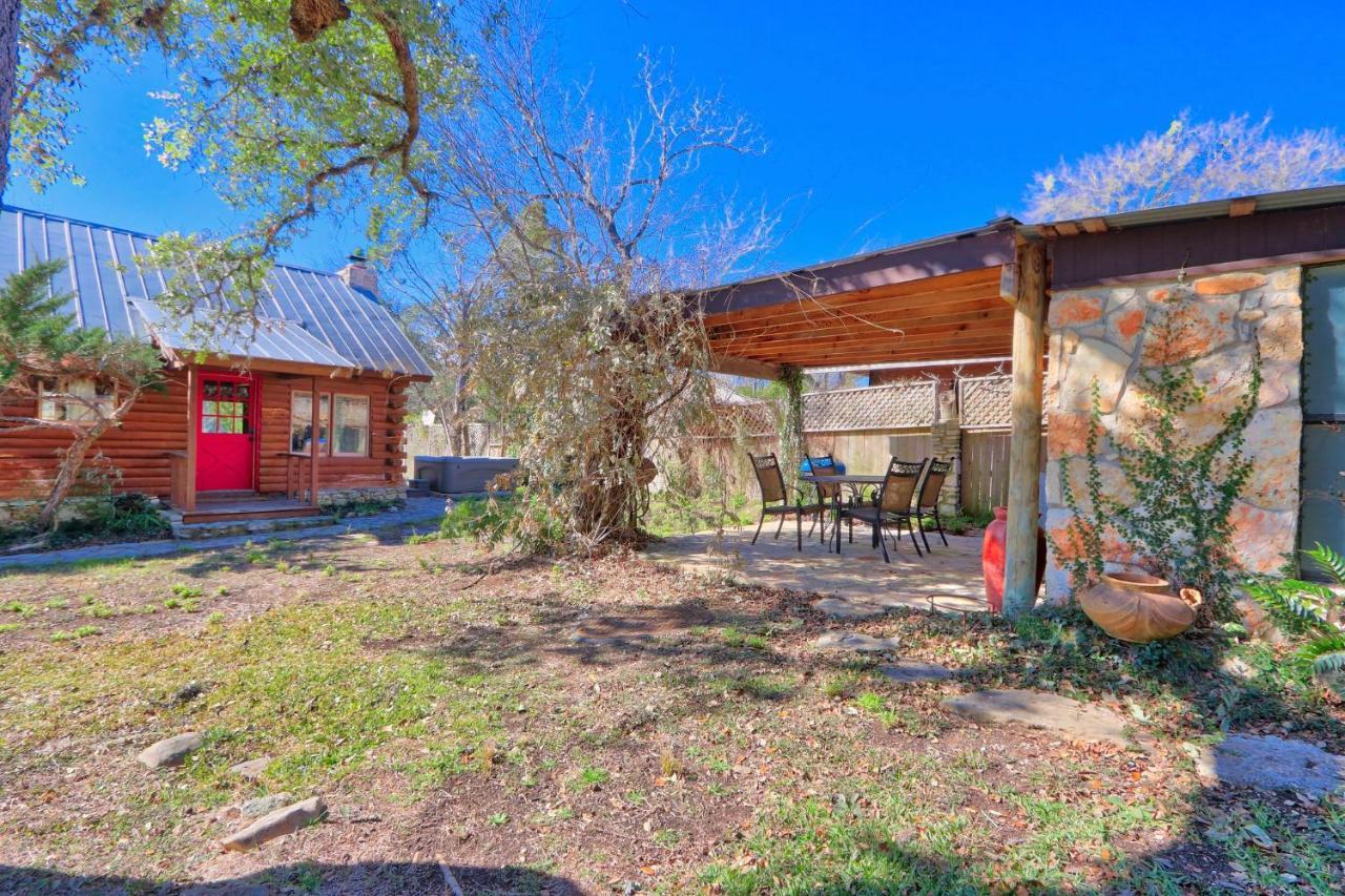 Clearwater Log Home Wimberley Exteriér fotografie