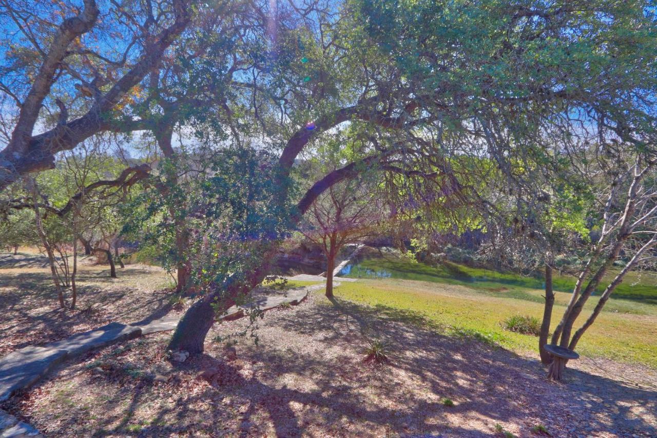 Clearwater Log Home Wimberley Exteriér fotografie